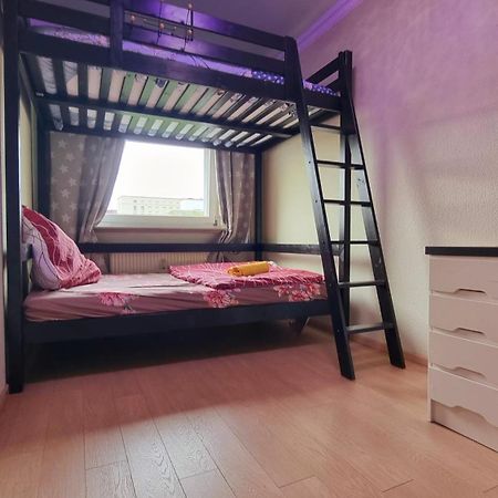Private Zimmer Am Dresden Hauptbahnhof Exterior foto